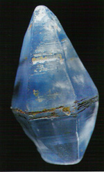 Cristal de saphir (21 mm). Ratnapura, Sri Lanka. Collections du Musée national de Prague.